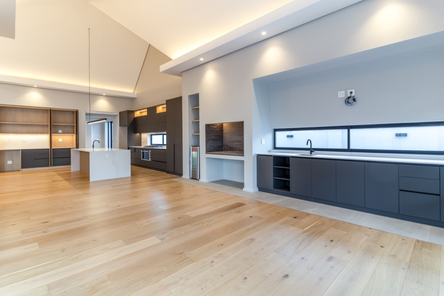 4 Bedroom Property for Sale in Pearl Valley at Val de Vie Western Cape